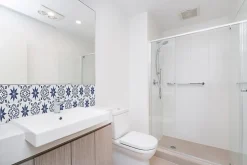 6 dalles adhésives murales Wall Tiles D-C-Fix® Jamila effet carreaux de ciment bleu L.15 x l.15cm