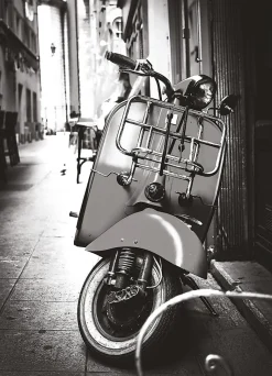 Affiche scooter noir et blanc L.50 x H.70cm Dada Art