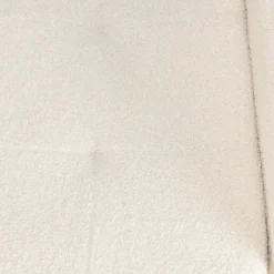 Banc tissu bouclette écru avec rangement et pieds métal noir