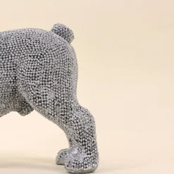 Bouledogue en résine argentée 20cm