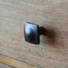 Bouton de meuble carré Maden fer gris GoodHome l.3,6 x H.3,6 cm