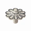 Bouton de meuble fer diamètre 47 mm en fer vieilli patiné beige lot de 24 piéces