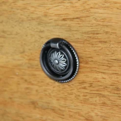 Bouton de meuble Louis XVI Rohan chrome vieilli ⌀3,2 cm