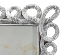Cadre en résine argentée 20,8x1,9x25,9 cm (mesure interne 15x20 cm)
