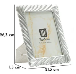 Cadre en résine argentée 21,3x1,5x26,3 cm (mesure intérieure 15x20 cm)