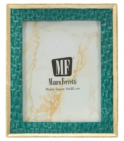 Cadre en résine verte 20,3x2x25,3 cm (mesure intérieure 15x20 cm)