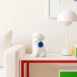 Chien en résine avec sucette 24cm