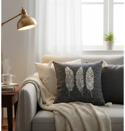 Coussin a pompons Eternity design et moderne