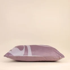 Coussin en velours zébré rose 40x60cm