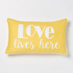 Coussin polyester Love jaune L.50 x l.30 cm