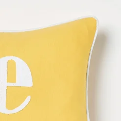 Coussin polyester Love jaune L.50 x l.30 cm