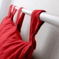 Coussin tête de lit en coton et pattes boutonnées (70x45 cm - Rouge)