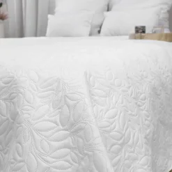 Couvre-lit microfibre à motif floral (240x220 cm - Blanc)
