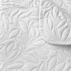 Couvre-lit microfibre à motif floral (240x220 cm - Blanc)