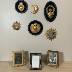 Décoration murale ex-voto soleil doré satiné Emde
