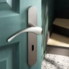 Ensemble poignée sur plaque rond serrure GoodHome Ruis effet nickel satin gris L.138.5mm x l.42mm entraxe 165-195mm