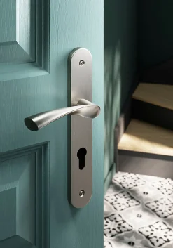 Ensemble poignée sur plaque rondcylindre GoodHome Breage effet nickel satin gris L.120.5mm x l.40mm entraxe 195mm