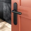 Ensemble poignée sur plaque rond GoodHome Dizel effet nickel mat noir L.121.5mm x l.42mm entraxe 165-195mm
