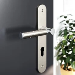 Ensemble poignée sur plaque rondcylindre GoodHome Brigg effet chrome et nickel satin gris L.132mm x l.40mm entraxe 195mm