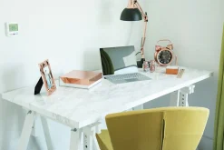 Film adhésif décoratif D-C-Fix Marmor Marmi grey PVC avec adhésif marbre lisse brillant blanc et gris L. 200 x l. 67,5 cm