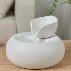 Fontaine design épurée en céramique Toby