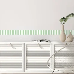 Frise décorative adhésive, tendance rayure sur le mur, détail tendance, 10 cm X 300 cm