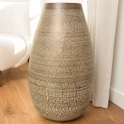 HONORE - Vase alu L40cm H70cm vert vieilli motifs arabesques fleuris