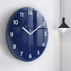 Horloge murale Wallfluent fi60 cm Avec chiffres Aiguilles blanches Bleu marine 1 pcs