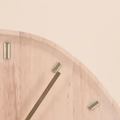 Horloge organique en bois 35x30cm