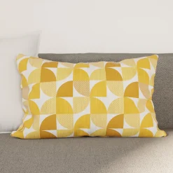 Housse de coussin 100% coton Peca imprimé géométrique jaune l.60 x H.40cm GoodHome