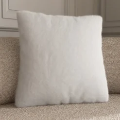 Housse de coussin effet fourrure Bolu blanc l.45 x H.45cm GoodHome