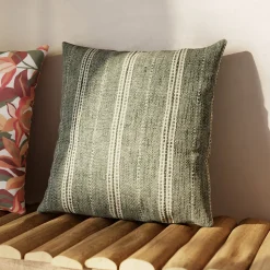 Housse de coussin en coton Deesa jacquard vert kaki clair l.45 x H.45cm GoodHome