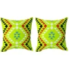 Lot de 2 coussins carrés au motif tribal vert 45 x 45 cm - TRIBE