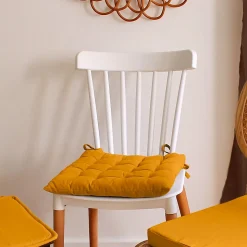Lot de 6 galettes piquées, carré 38x38cm, jaune moutarde, avec nouettes, 100% coton, collection Panama, CMADECO
