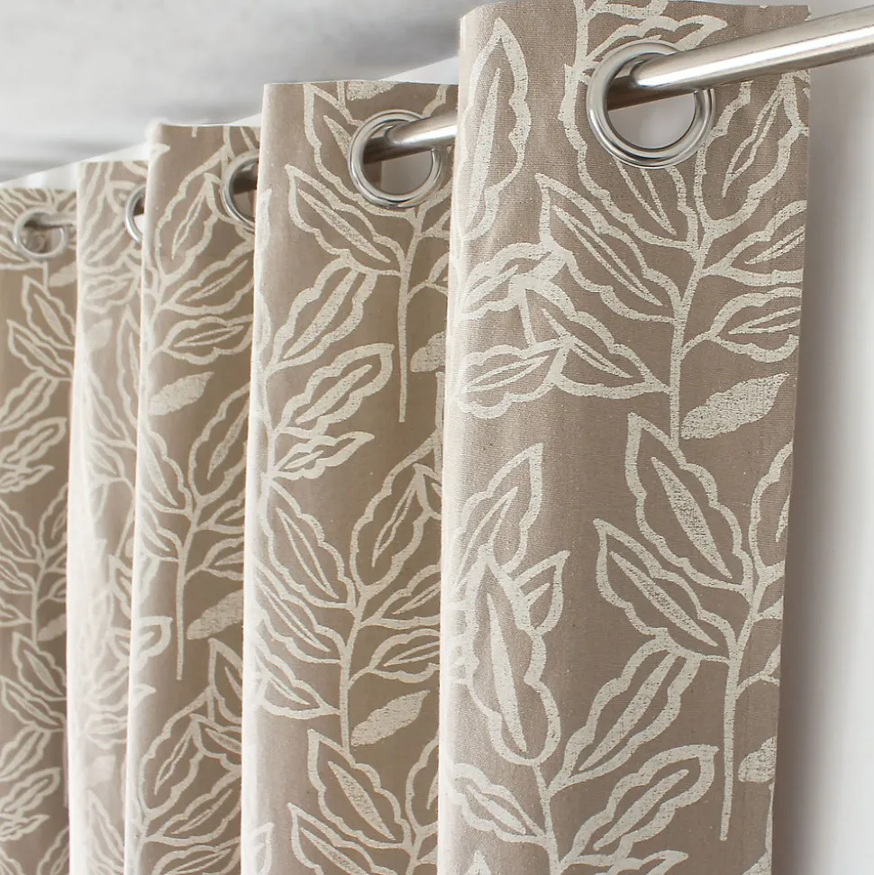 Lot de 2 rideaux à Œillets, 140x240cm, Naturel, Motifs feuilles, Coton Chambray, Collection Lodge, CMADECO
