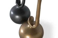 Lot de 2 vases en aluminium noir et or