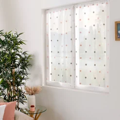 Lot de 4 Vitrages, 60x160cm, Blanc, Motif pois brodé Gris et Rose, Passe Tringle, Collection Smarties, CMADECO