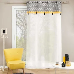 panneau a oeillets 140 x 280 cm voile sable+top imprime+pompon neo casa