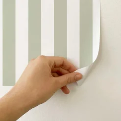 Papier peint adhésif petites rayures vert et blanc vinyle lavable et amovible - 1 rouleau 50x300 cm - Decochic