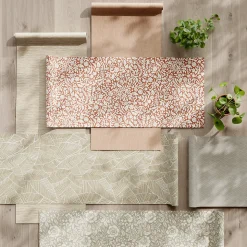 Papier peint vinyle intissé Gordo GoodHome uni texturé beige L. 10,05m x l. 0,53m