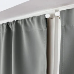 Petit rideau uni et occultant (60x120 cm - Gris clair)