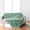 Plaid 180 x 220 cm en flanelle relief uni Modèle ARYA Coloris Sauge