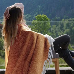 Plaid aspect mohair 100% polyester recyclé 130x180 cm HYGGE Marron caramel