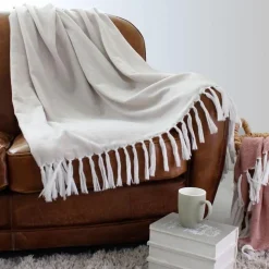 Plaid ou jeté de canapé jacquard Doby