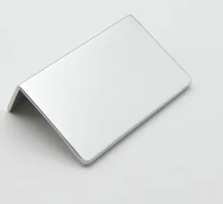 Poignée de meuble en zamac E 32 mm CHROME MAT