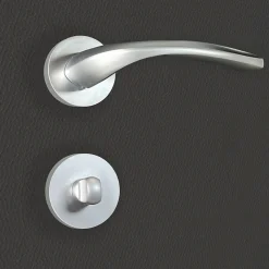 Poignée de porte design à condamnation finition aspect chrome mat Flavia - KATCHMEE