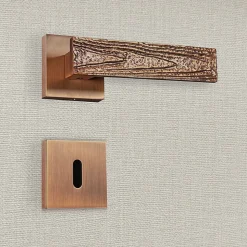 Poignée de porte design à clé finition aspect or brossé Olivia - KATCHMEE