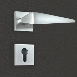 Poignée de porte design à cylindre finition aspect chrome mat Sofia - KATCHMEE