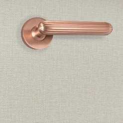Poignée de porte design finition aspect or rose Livia - KATCHMEE