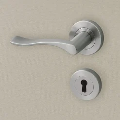 Poignée de porte d'intérieur à cylindre Livourne